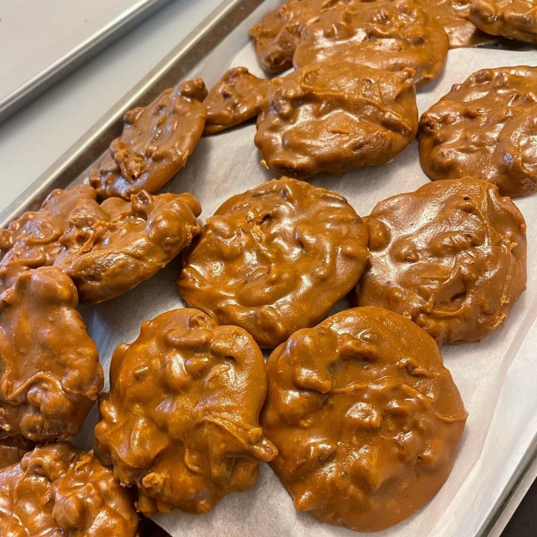 Praline Candy Minis